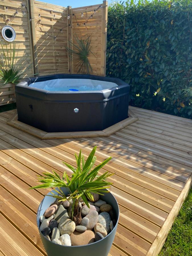 Tiny Et Jacuzzi Charente Maritime Villa Plassay Ngoại thất bức ảnh